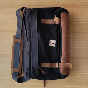 Cotopaxi Kpong 24L Briefcase 16" Padded Laptop Bag